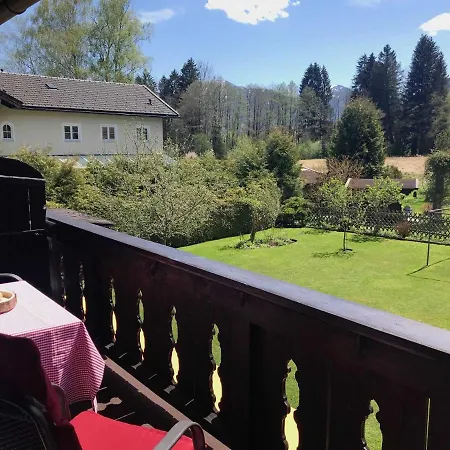 Haus Waltraud Apartamento *