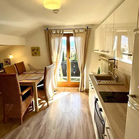 Haus Waltraud * バート・ウィーゼ